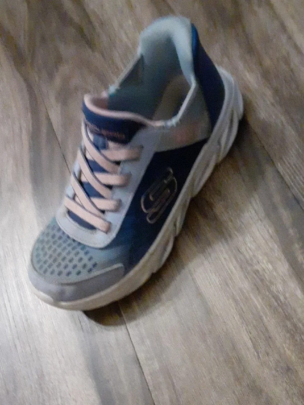 Skechers lightweight sneakers